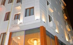 Marina City Hotel